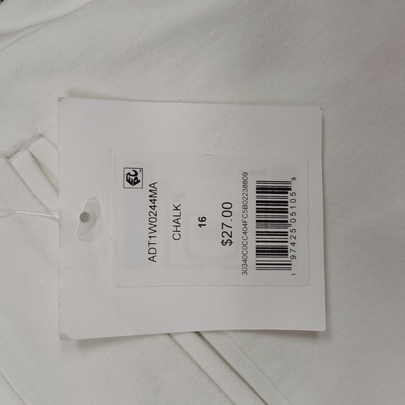 Luxe Stretch Millennium Casual Shorts | 89th + Madison | 16 - Picture 7 of 9